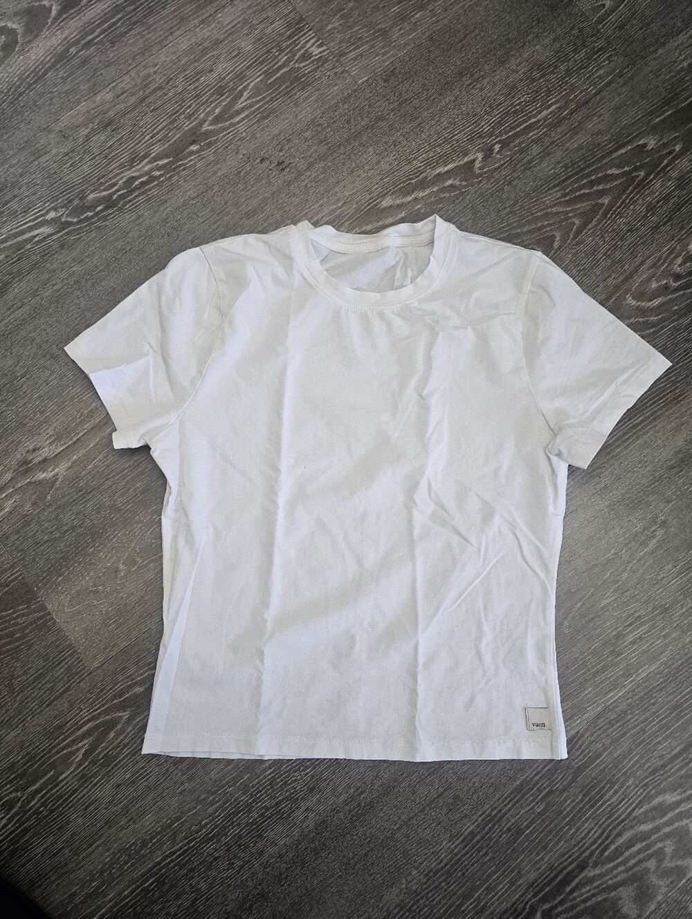 Vuori Feather Classic Tee White Size Small